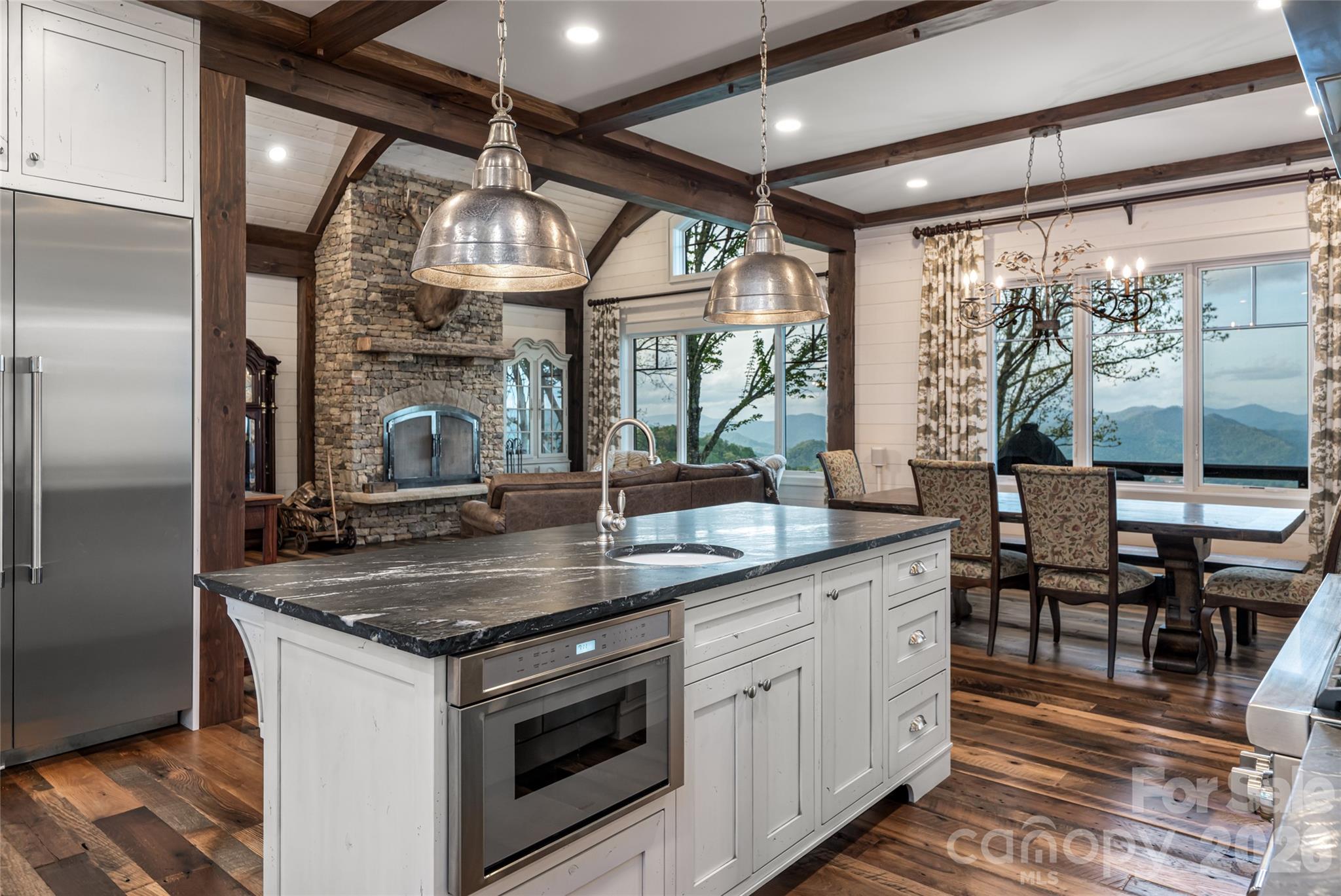 376 Wandering Trail Waynesville NC 28785