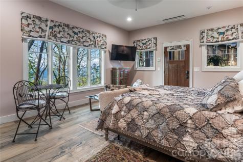 376 Wandering Trail Waynesville NC 28785