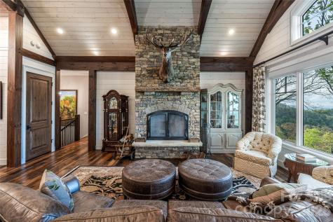 376 Wandering Trail Waynesville NC 28785