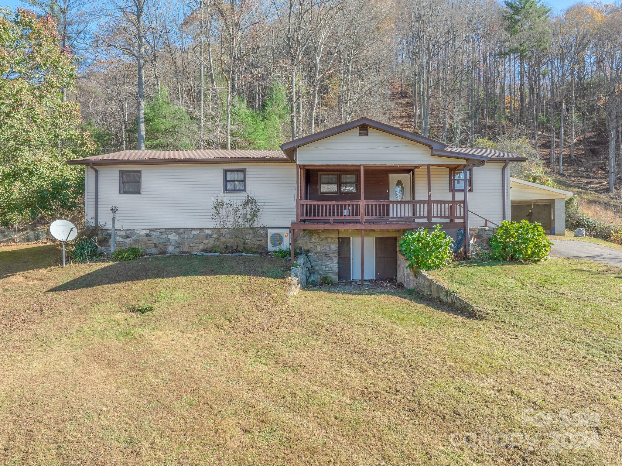 245 Ellington Hollow Drive Marshall NC 28753