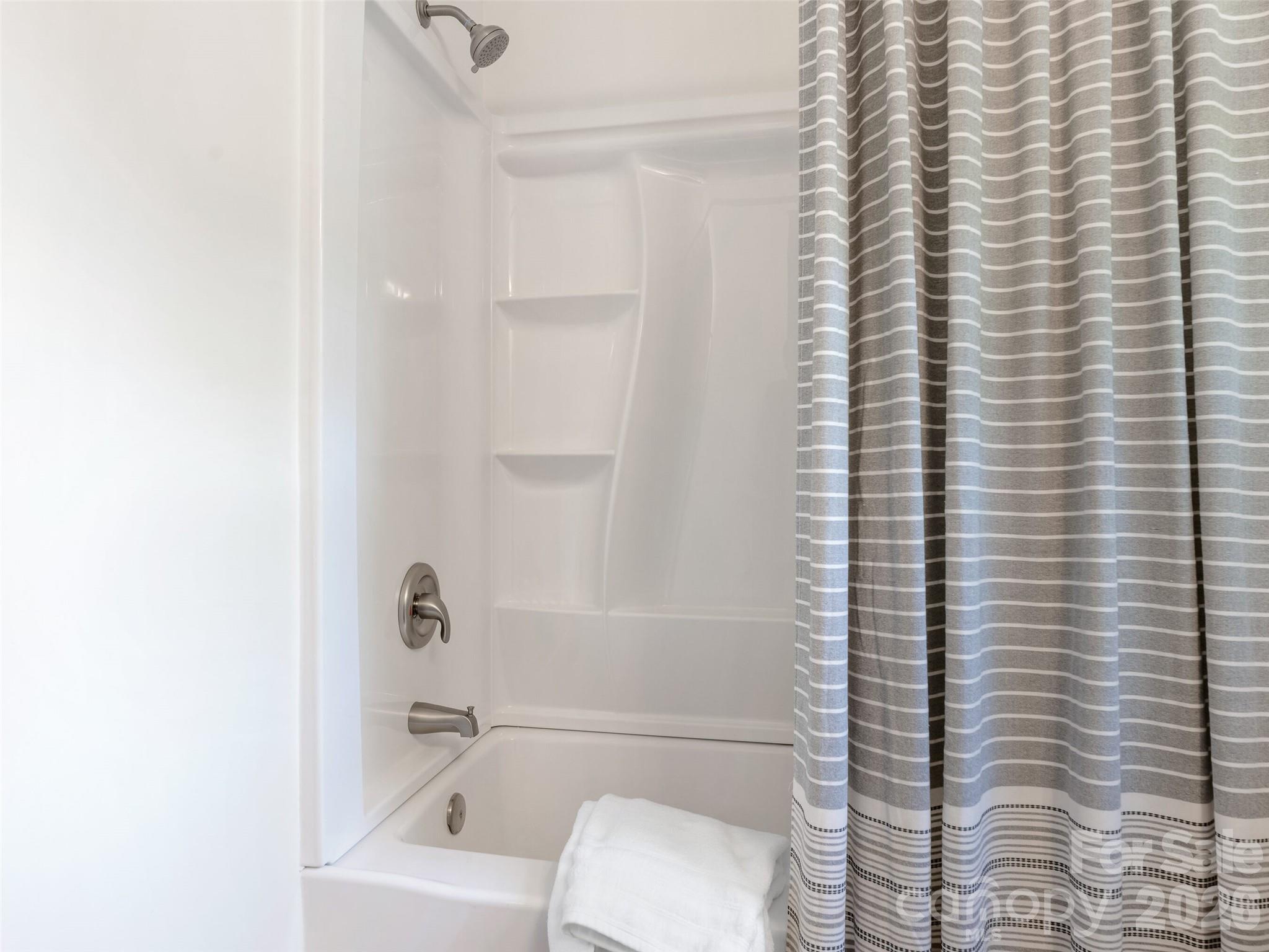 7606 Walnut Wood Drive Charlotte NC 28227