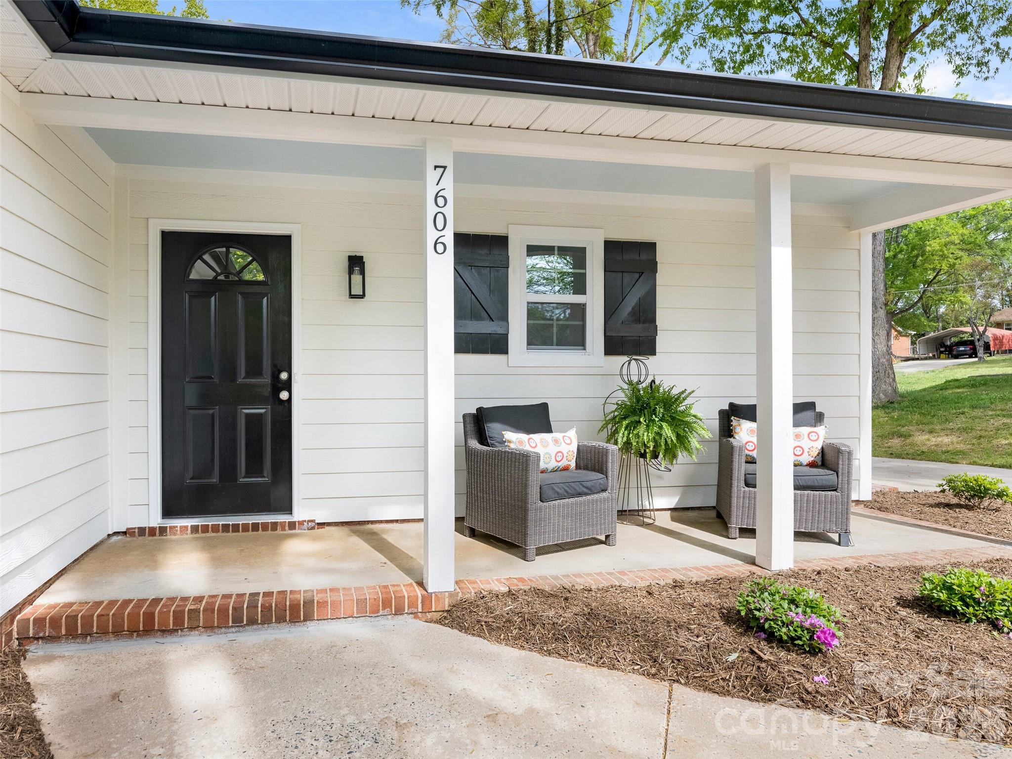 7606 Walnut Wood Drive Charlotte NC 28227