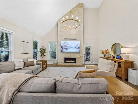 1513 Kentmere Lane Asheville NC 28803