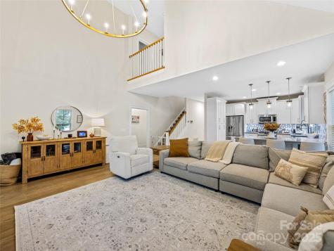 1513 Kentmere Lane Asheville NC 28803