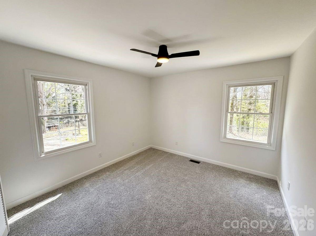 1423 Chelveston Drive Charlotte NC 28208