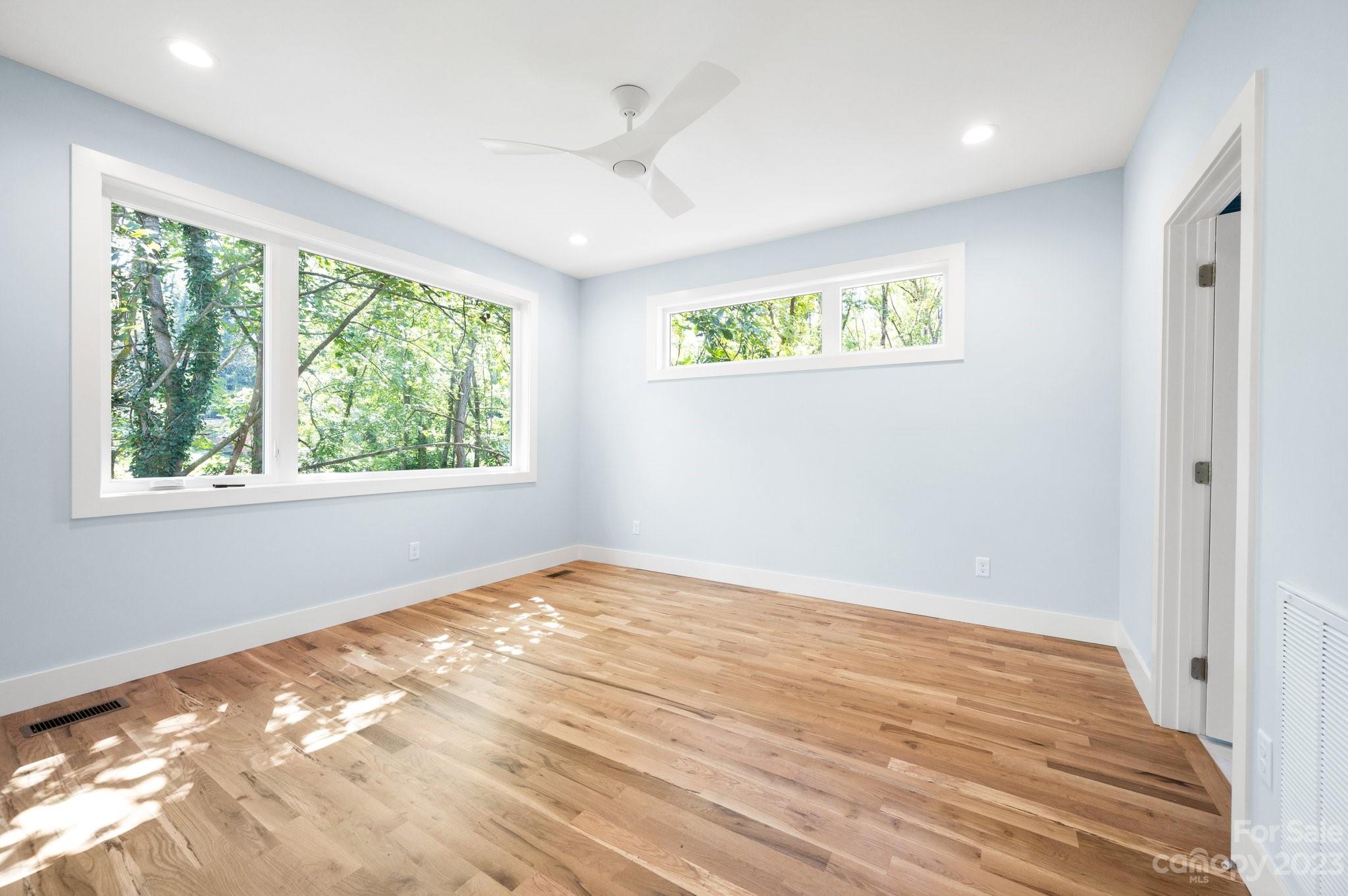 37 Orrinel Way Asheville NC 28806
