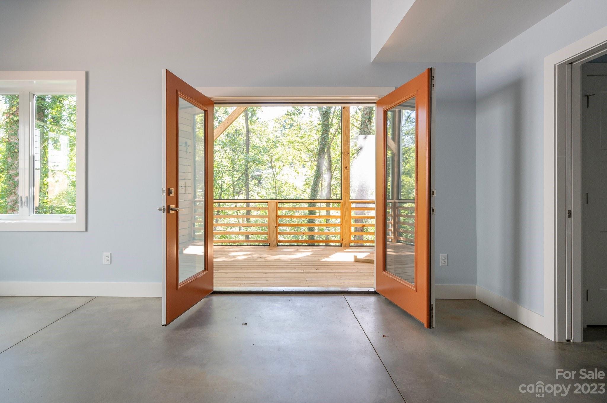 37 Orrinel Way Asheville NC 28806