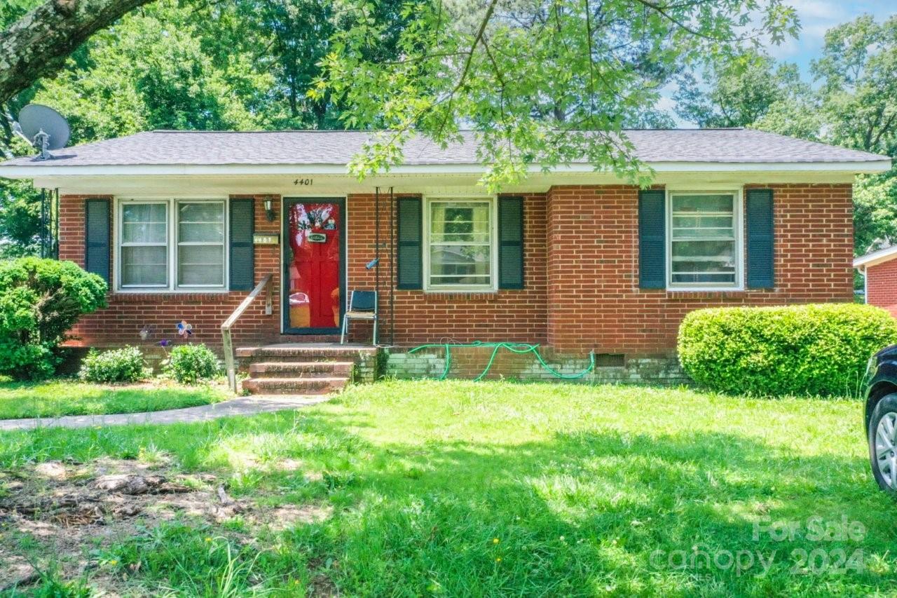 4401 Ridgeley Drive Charlotte NC 28208
