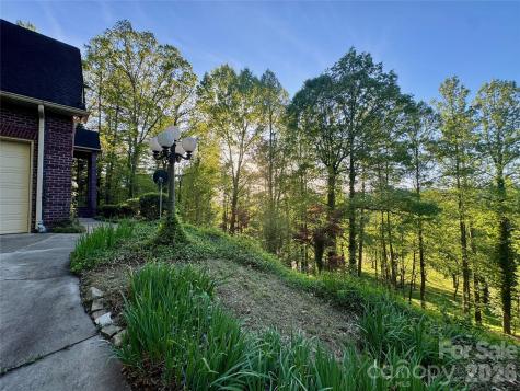 2983 Rockwood Drive Lenoir NC 28645