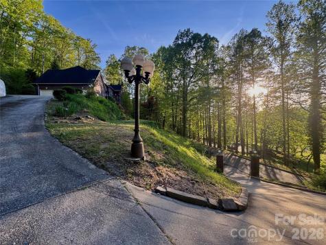 2983 Rockwood Drive Lenoir NC 28645