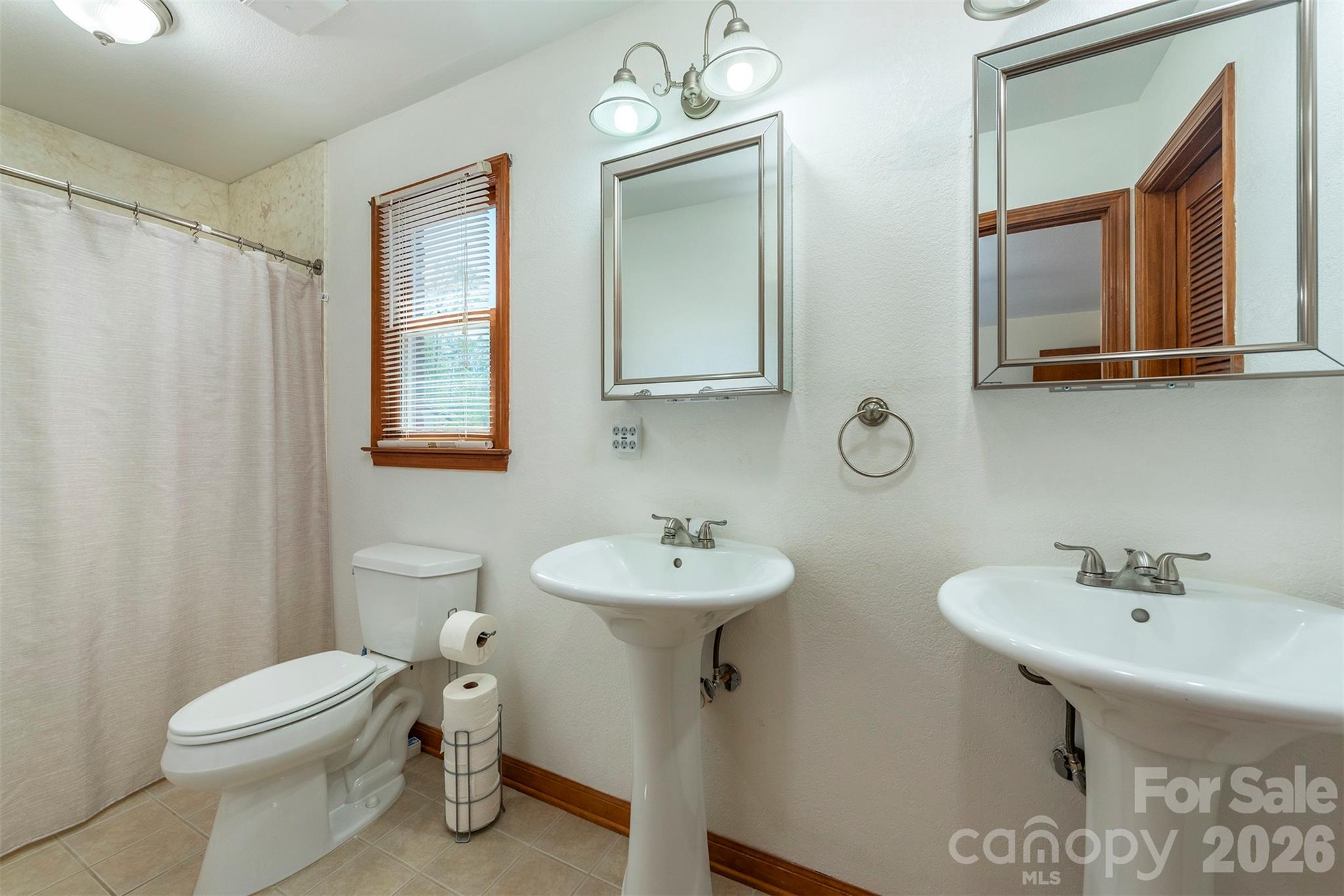230 Blythewood Drive Hendersonville NC 28792