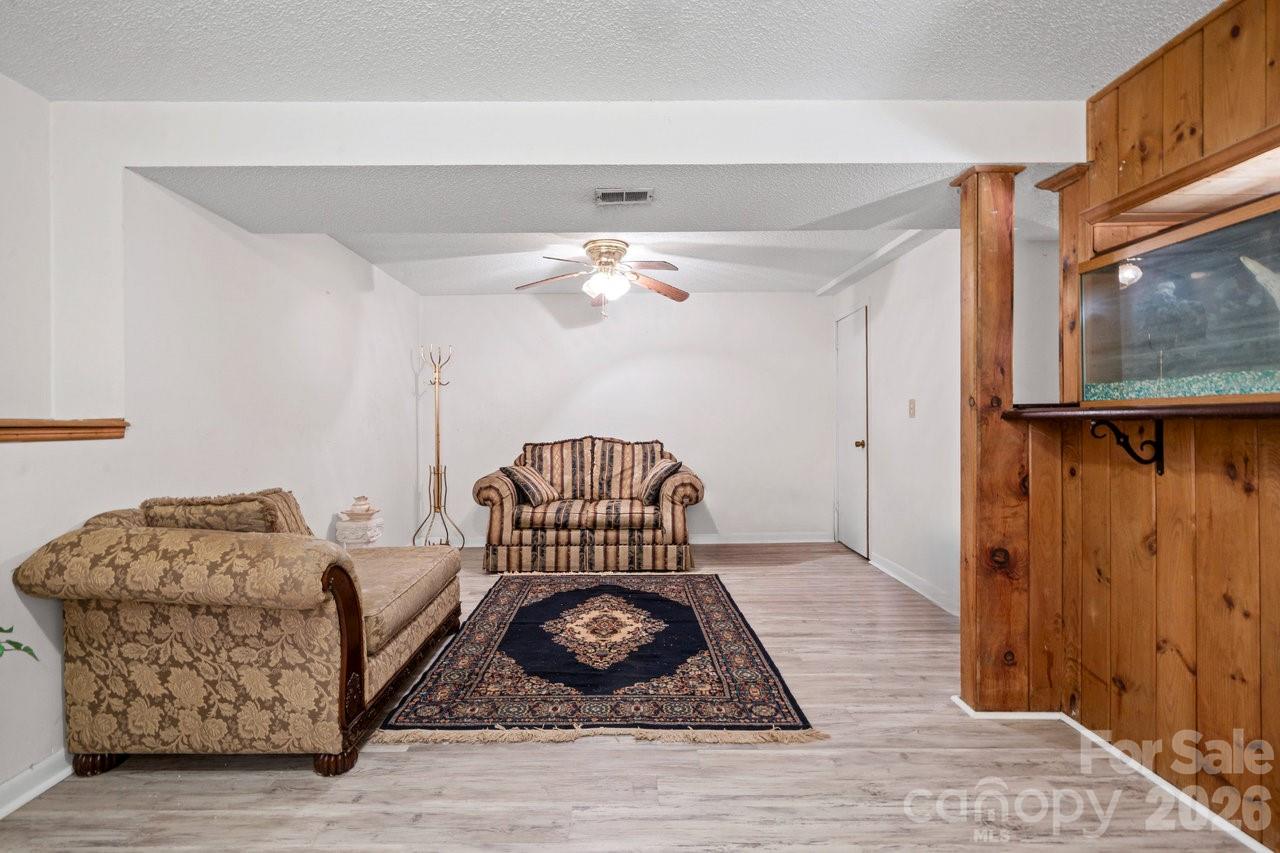 8619 Eaglewind Drive Charlotte NC 28212