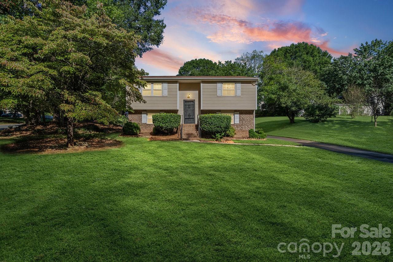 8619 Eaglewind Drive Charlotte NC 28212