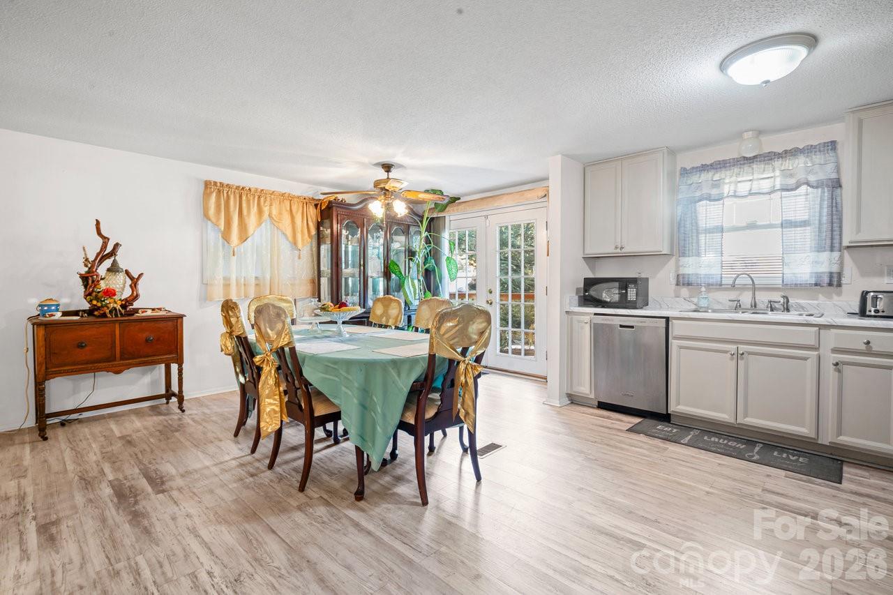8619 Eaglewind Drive Charlotte NC 28212