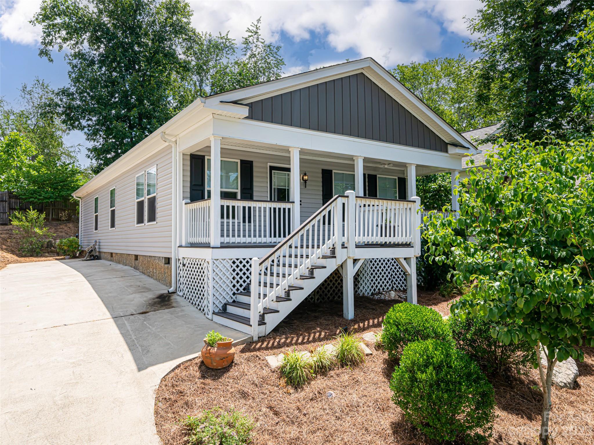 247 Brooklyn Lane Asheville NC 28803