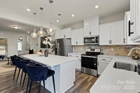 9042 Northfield Crossing Drive Charlotte NC 28269