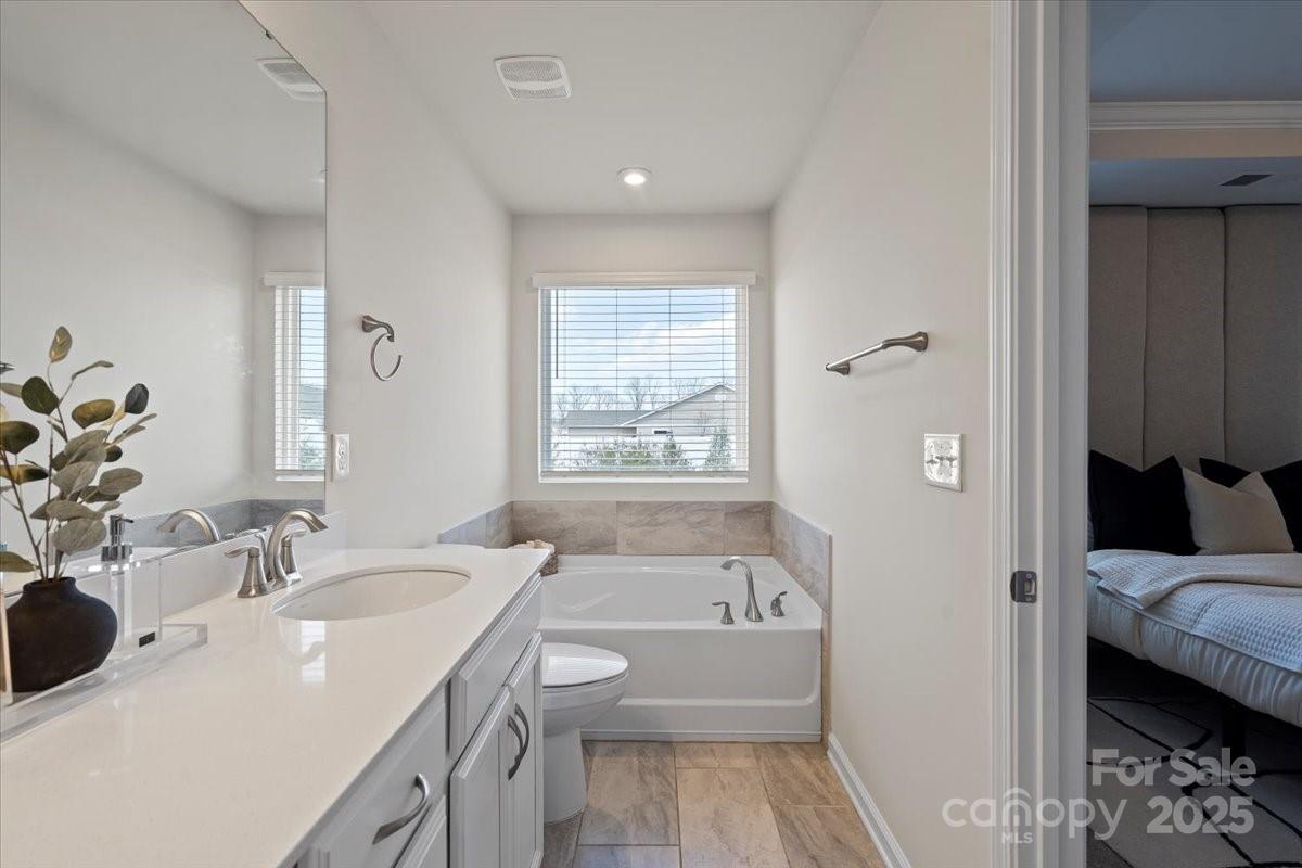 9042 Northfield Crossing Drive Charlotte NC 28269