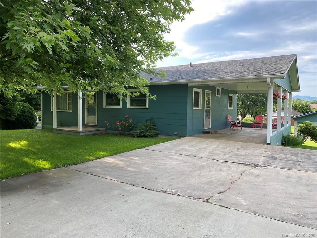 105 Hendrix Street Waynesville NC 28786