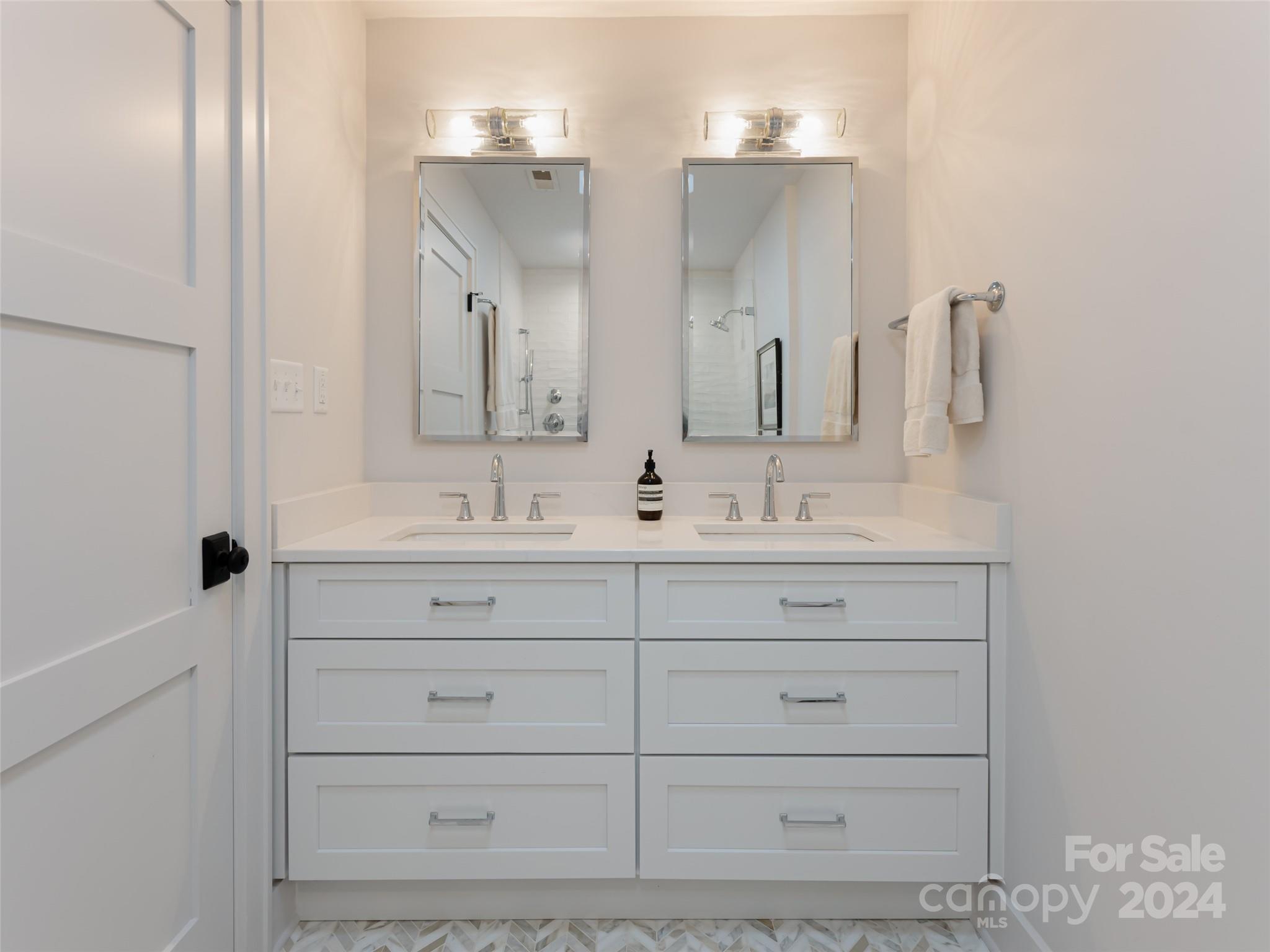 20 Westridge Drive Asheville NC 28803