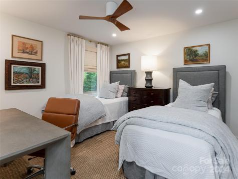 20 Westridge Drive Asheville NC 28803