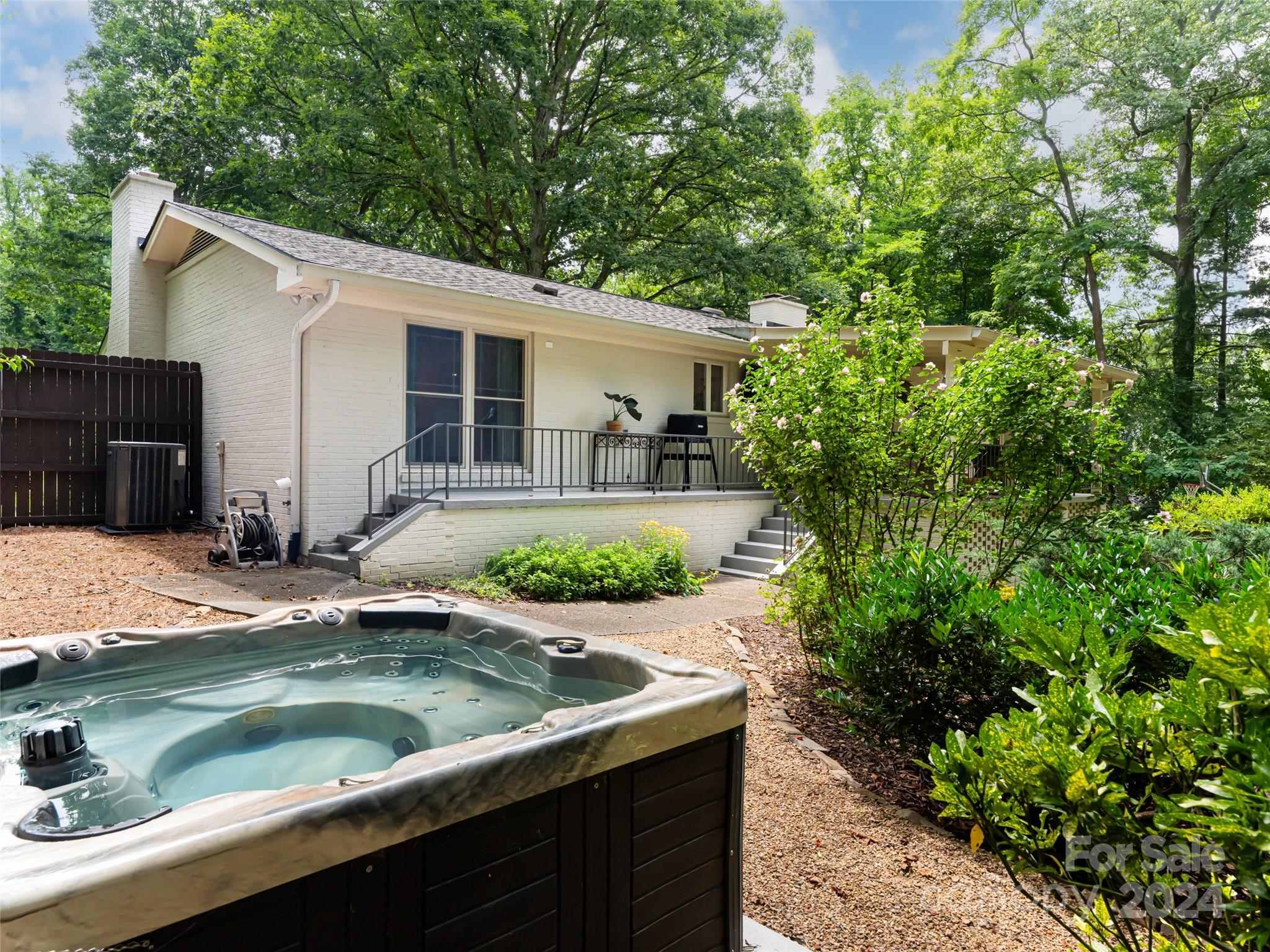 20 Westridge Drive Asheville NC 28803