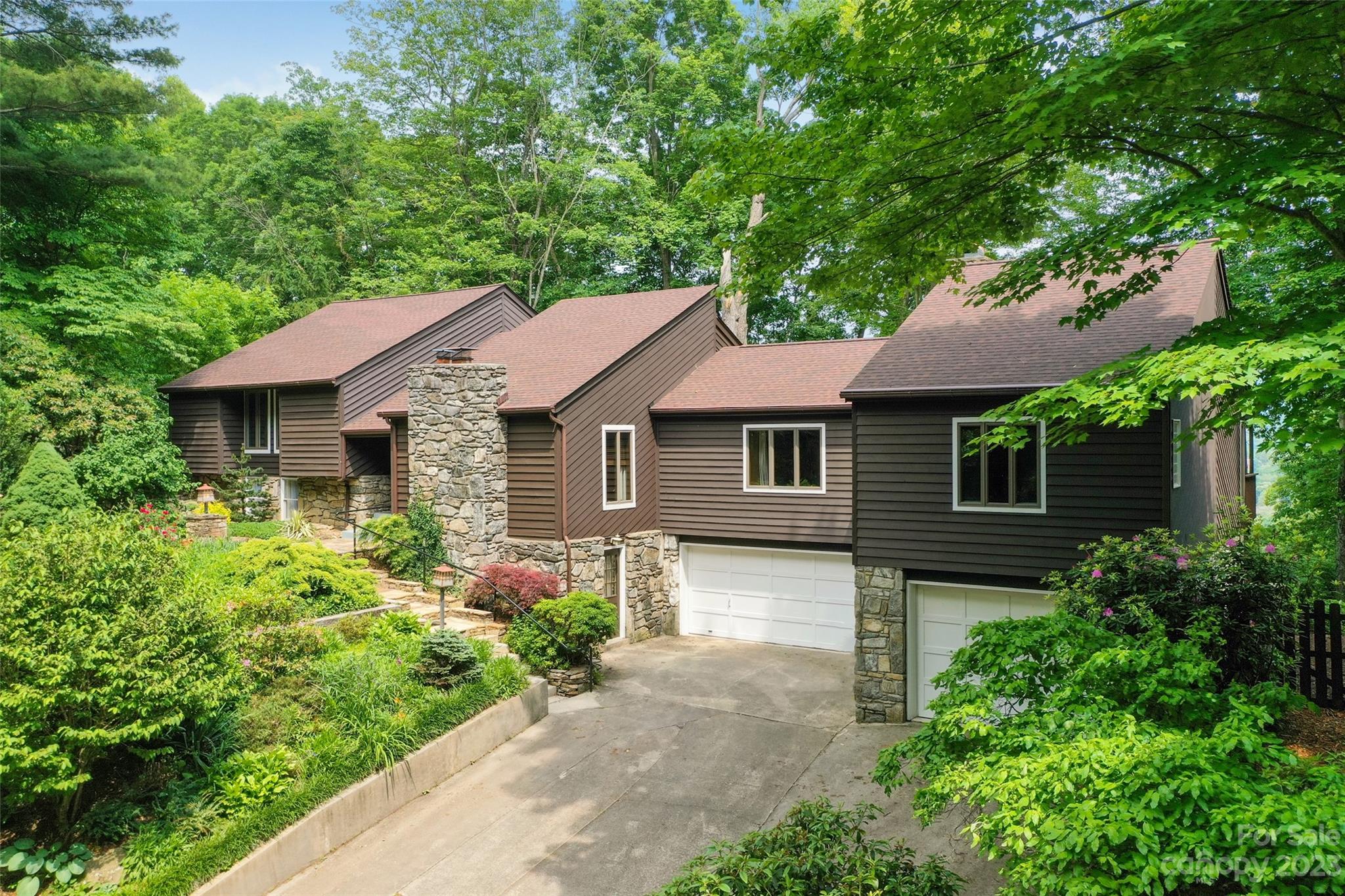 223 Mountain View Drive Waynesville NC 28786