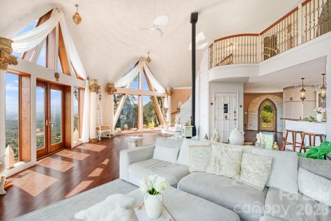 44 Azura Gardens Weaverville NC 28787
