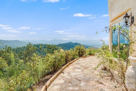 44 Azura Gardens Weaverville NC 28787