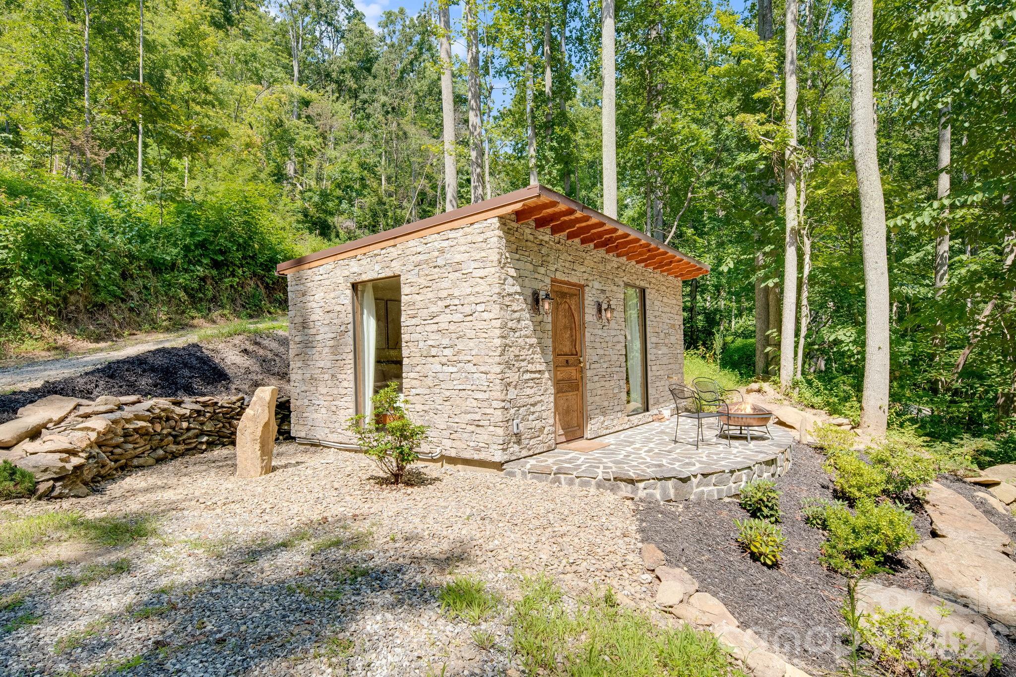 44 Azura Gardens Weaverville NC 28787