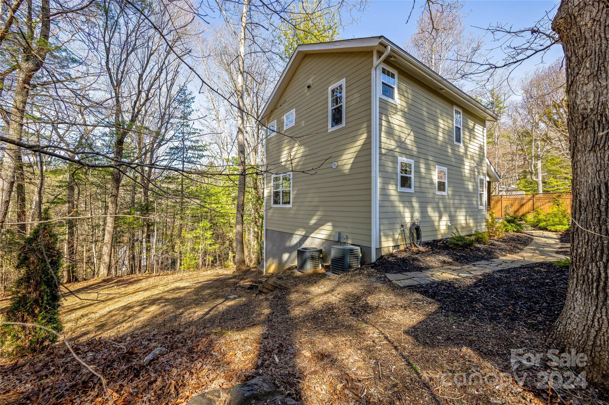 14 Pine Cove Road Asheville NC 28804