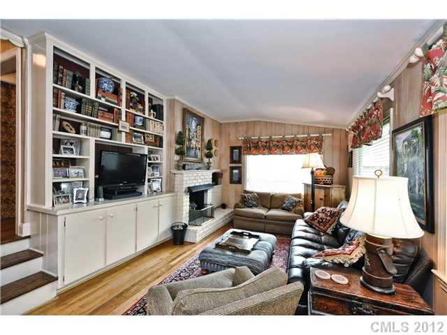 2714 Bucknell Avenue Charlotte NC 28207
