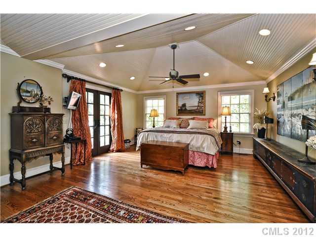 2714 Bucknell Avenue Charlotte NC 28207