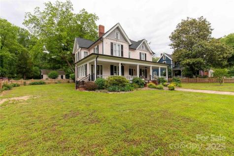 7 Kings Mountain Street York SC 29745