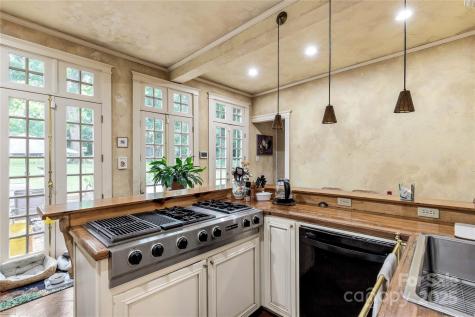 7 Kings Mountain Street York SC 29745
