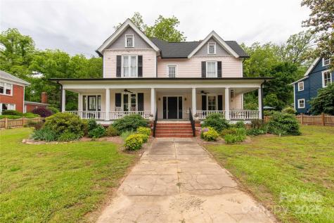 7 Kings Mountain Street York SC 29745