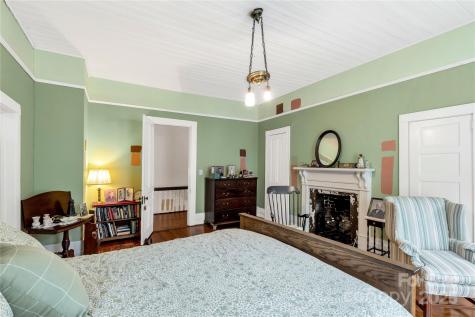 7 Kings Mountain Street York SC 29745