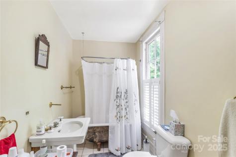 7 Kings Mountain Street York SC 29745
