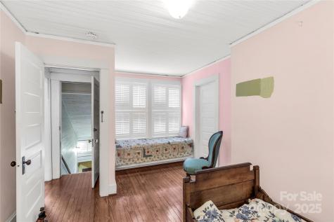 7 Kings Mountain Street York SC 29745