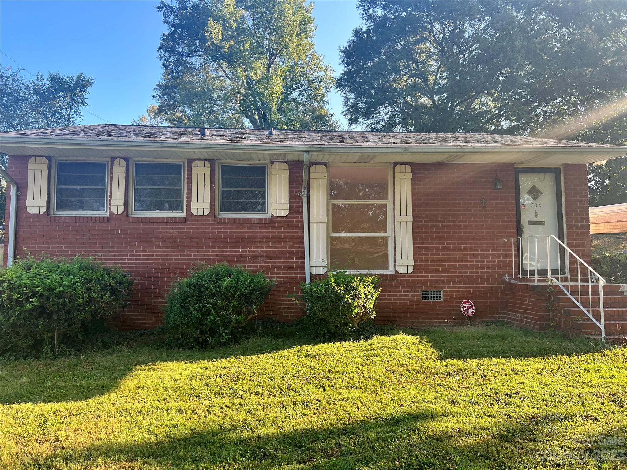 208 Fannie Circle Charlotte NC 28205