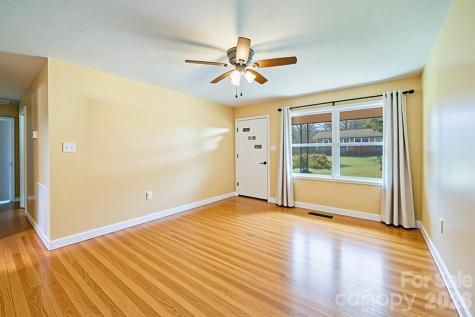 39 N Pershing Road Asheville NC 28805