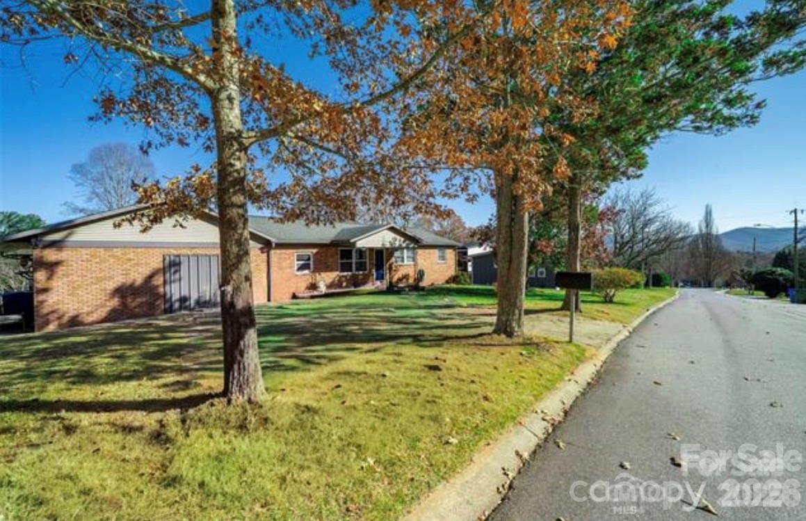 39 N Pershing Road Asheville NC 28805