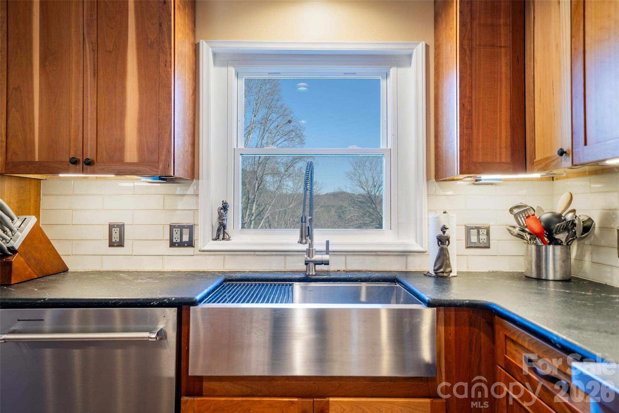 39 N Pershing Road Asheville NC 28805