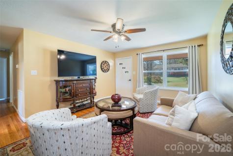 39 N Pershing Road Asheville NC 28805