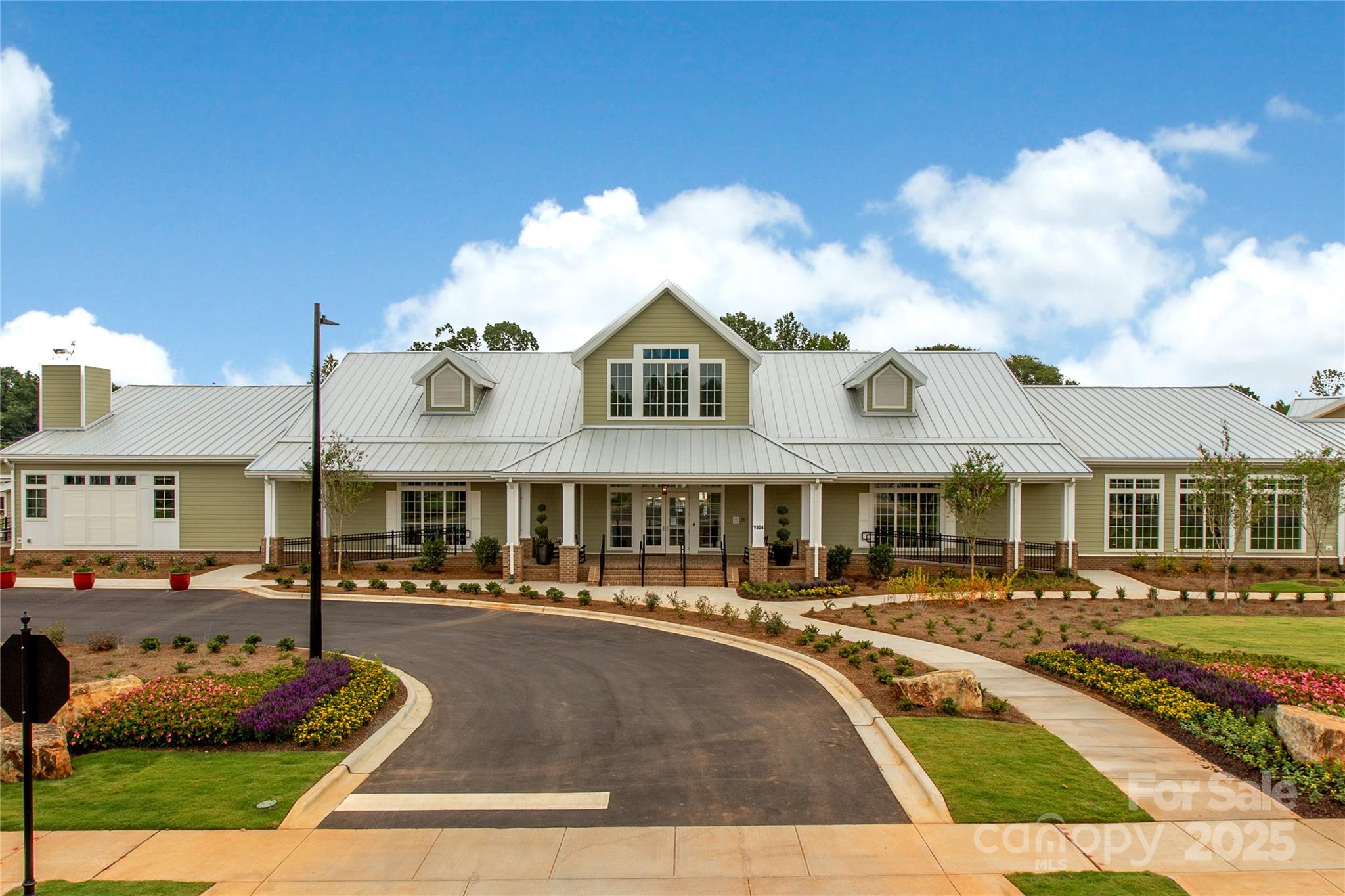 4225 Honey Locust Drive Charlotte NC 28215