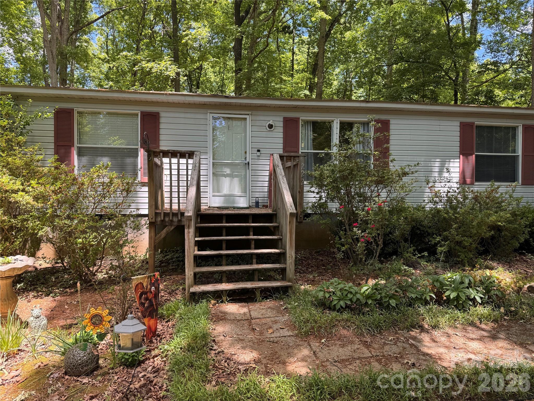 121 Shady Lane Troutman NC 28166