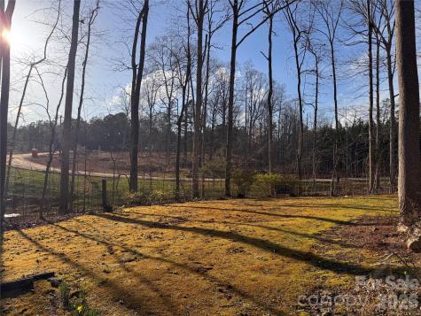 121 Shady Lane Troutman NC 28166