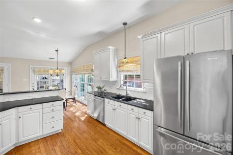 7211 Baniff Circle Charlotte NC 28277