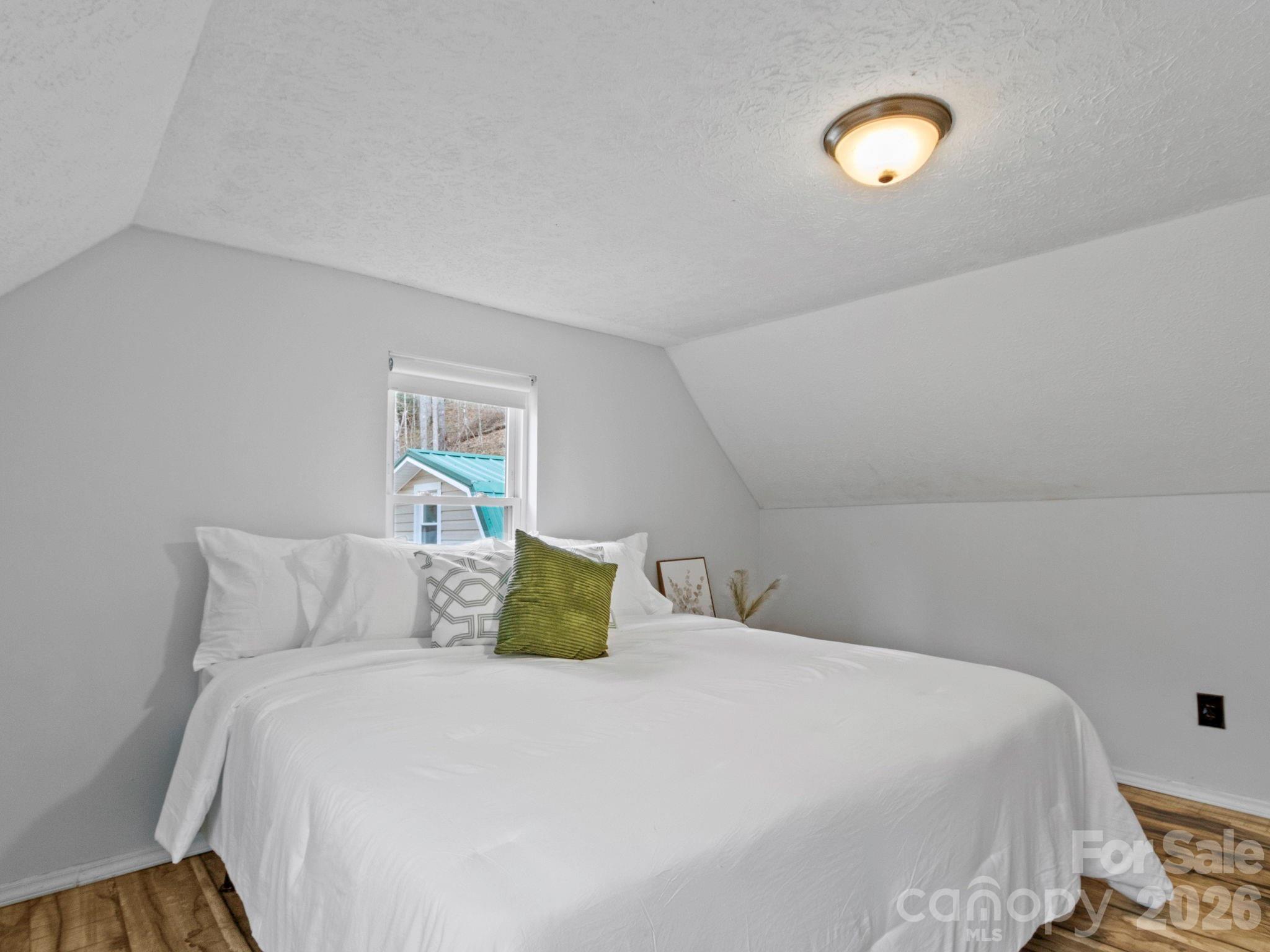 16180 Us Highway 19w Highway Green Mountain NC 28740