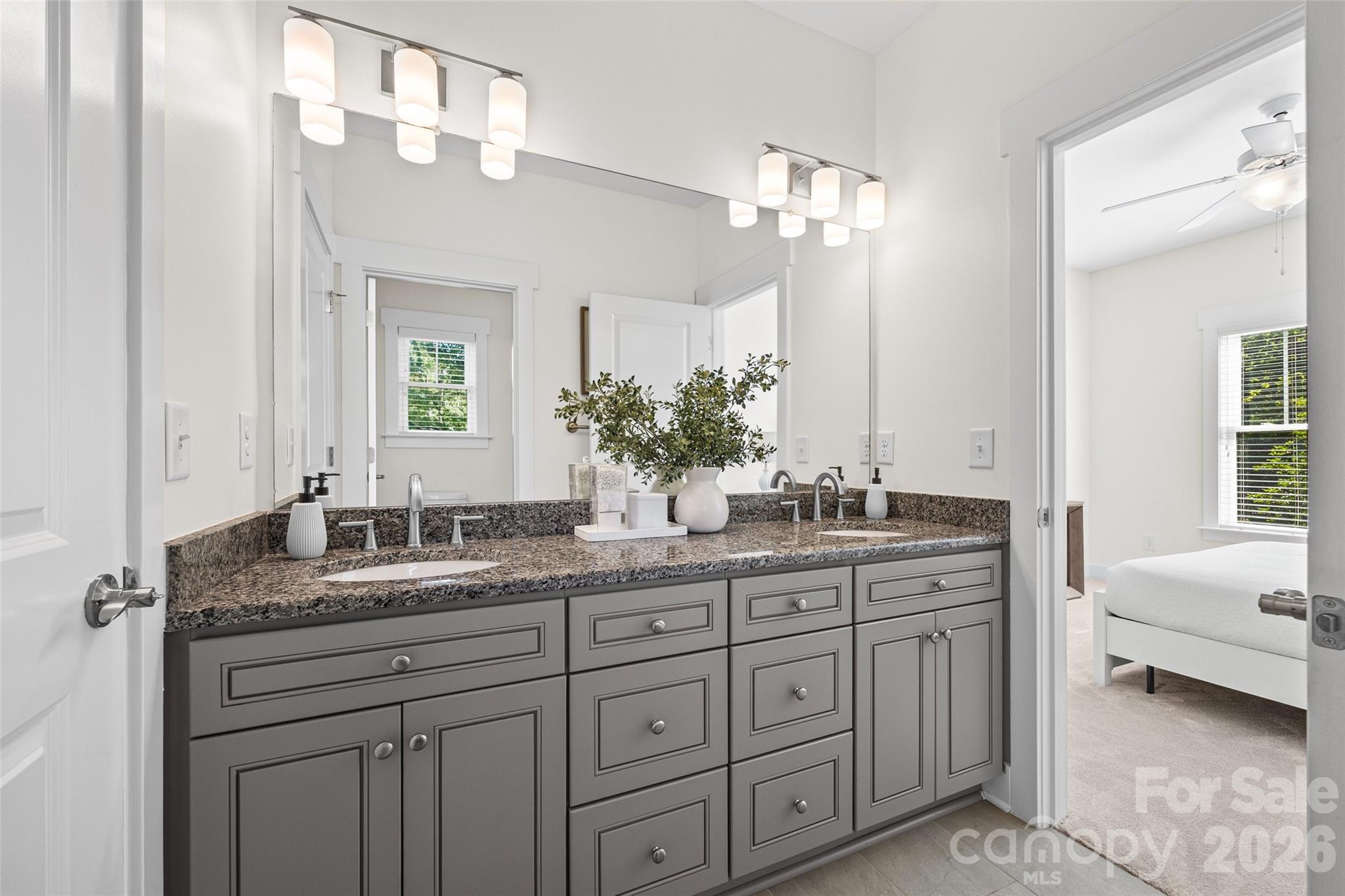 2562 Roseview Lane Charlotte NC 28205