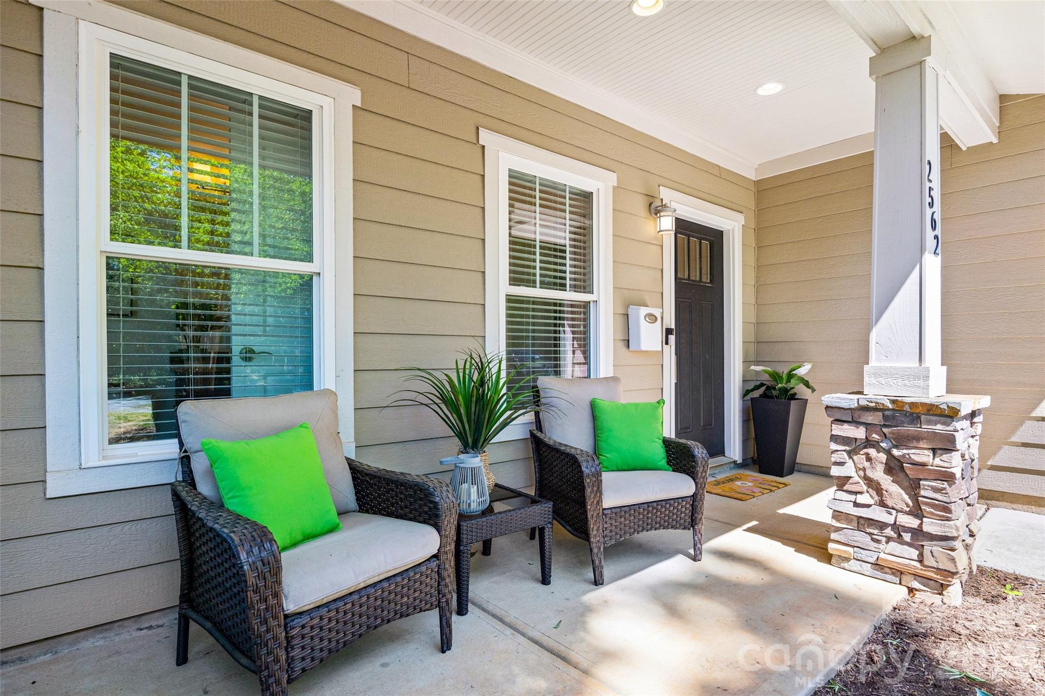 2562 Roseview Lane Charlotte NC 28205